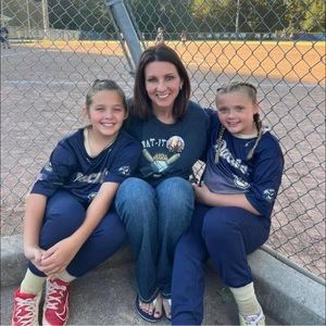 Meet your Posher, Casey